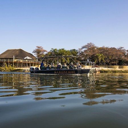 Gondwana Hakusembe River Lodge 룬두 외부 사진